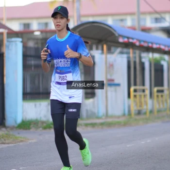 Runner Photo 3458233