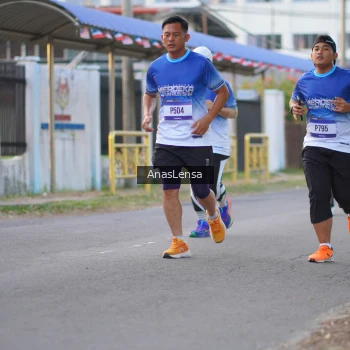 Runner Photo 3458239