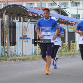 Runner Photo 3458247