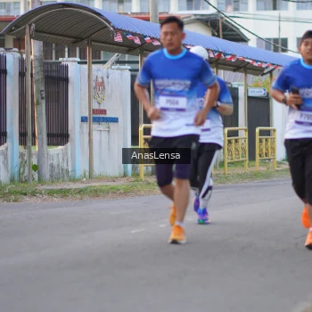Runner Photo 3458248