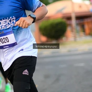 Runner Photo 3458250