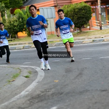 Runner Photo 3458252