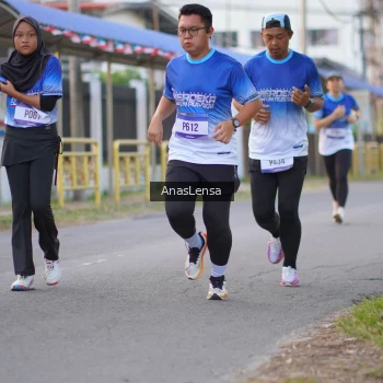 Runner Photo 3458276