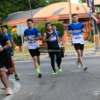 Runner Photo 3458291
