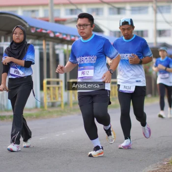 Runner Photo 3458294