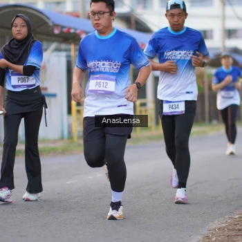 Runner Photo 3458303