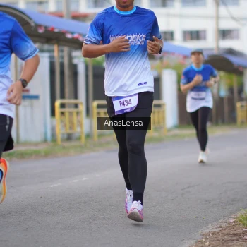 Runner Photo 3458306