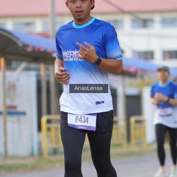 Runner Photo 3458312