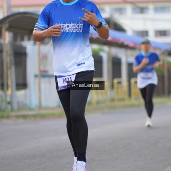 Runner Photo 3458316