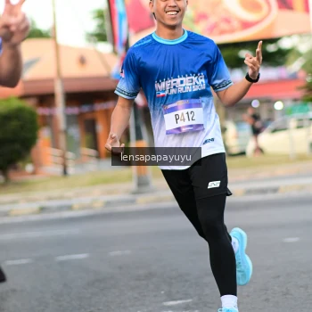 Runner Photo 3458331