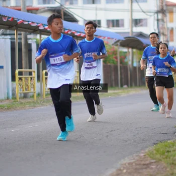 Runner Photo 3458359