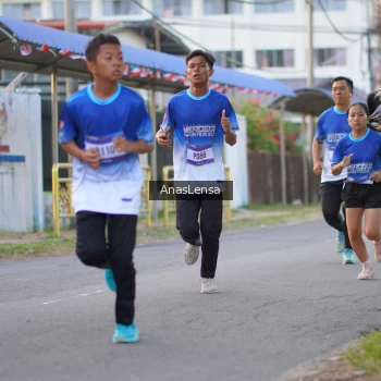 Runner Photo 3458361