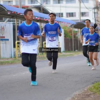 Runner Photo 3458364