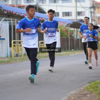 Runner Photo 3458372