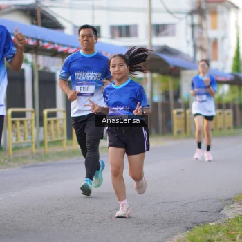 Runner Photo 3458384