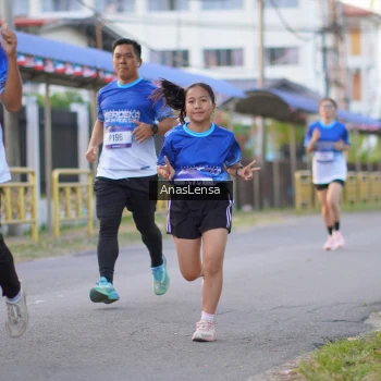 Runner Photo 3458389