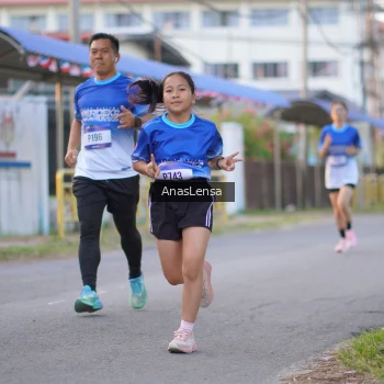 Runner Photo 3458403