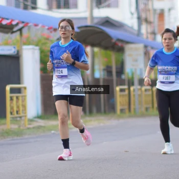 Runner Photo 3458405