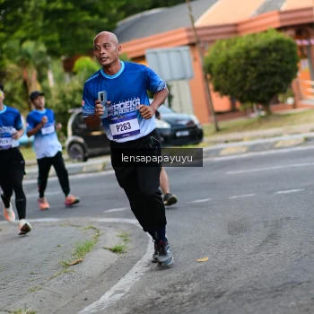 Runner Photo 3458409