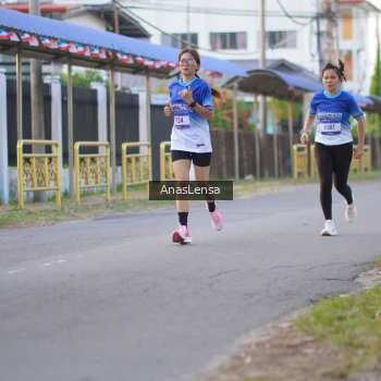 Runner Photo 3458421