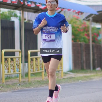 Runner Photo 3458423