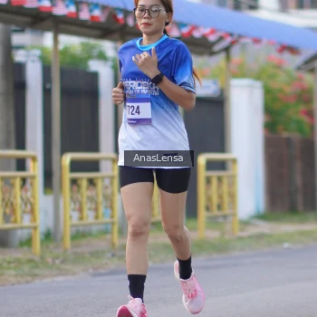 Runner Photo 3458431
