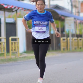 Runner Photo 3458458