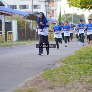 Runner Photo 3458483