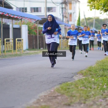 Runner Photo 3458503