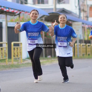 Runner Photo 3458530