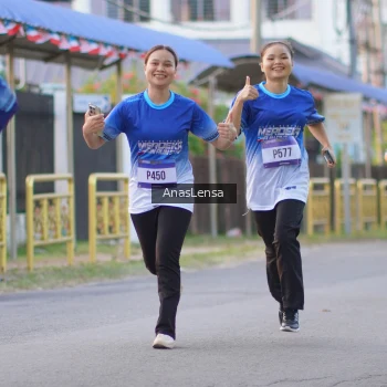 Runner Photo 3458546