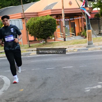 Runner Photo 3458561