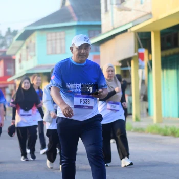 Runner Photo 3458575