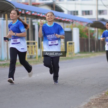 Runner Photo 3458579