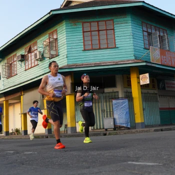 Runner Photo 3458645