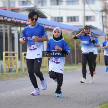 Runner Photo 3458651