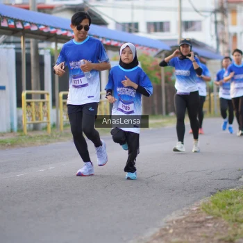 Runner Photo 3458653