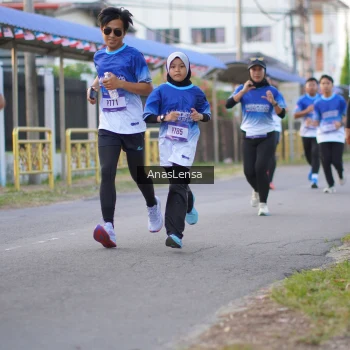 Runner Photo 3458654