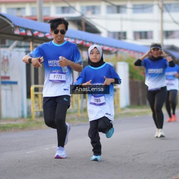 Runner Photo 3458666