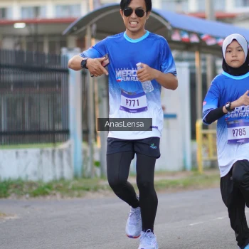 Runner Photo 3458668