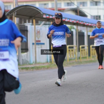 Runner Photo 3458691