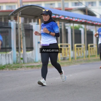 Runner Photo 3458710