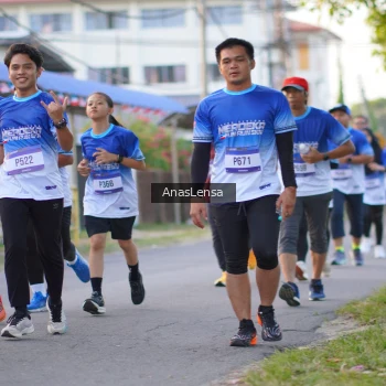 Runner Photo 3458731