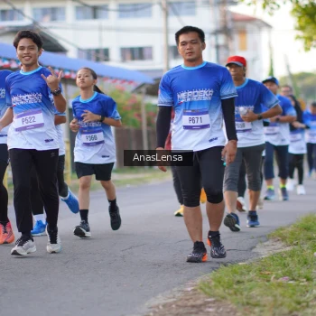 Runner Photo 3458734