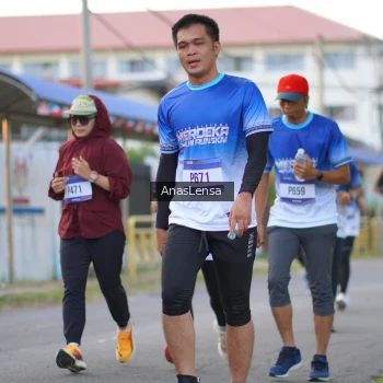 Runner Photo 3458746
