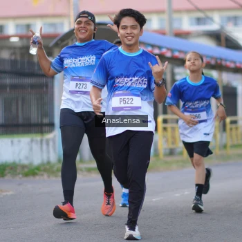 Runner Photo 3458754