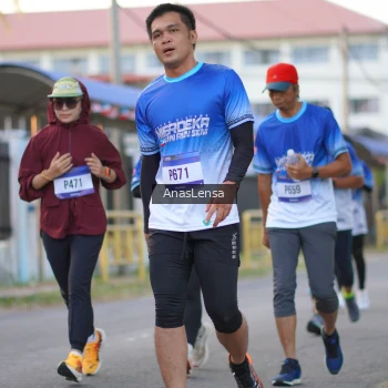 Runner Photo 3458778