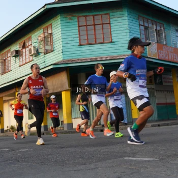 Runner Photo 3458783