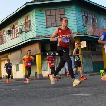 Runner Photo 3458785