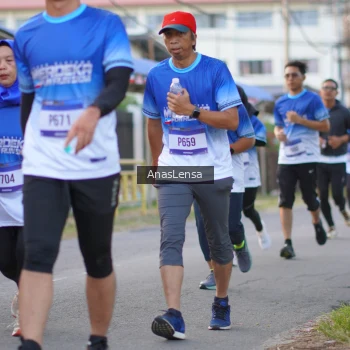 Runner Photo 3458793
